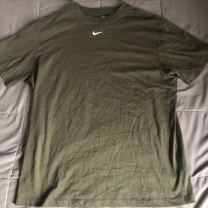 Men’s Center Swoosh Nike T shirt Olive Green